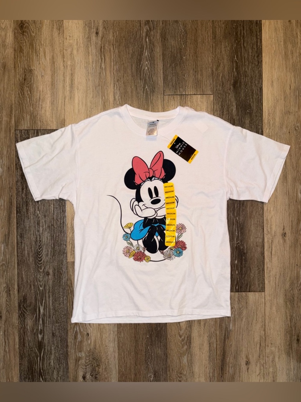 NWT Disney Minnie Mouse Women’s Short Sleeve Tee With Embroidered Flowers